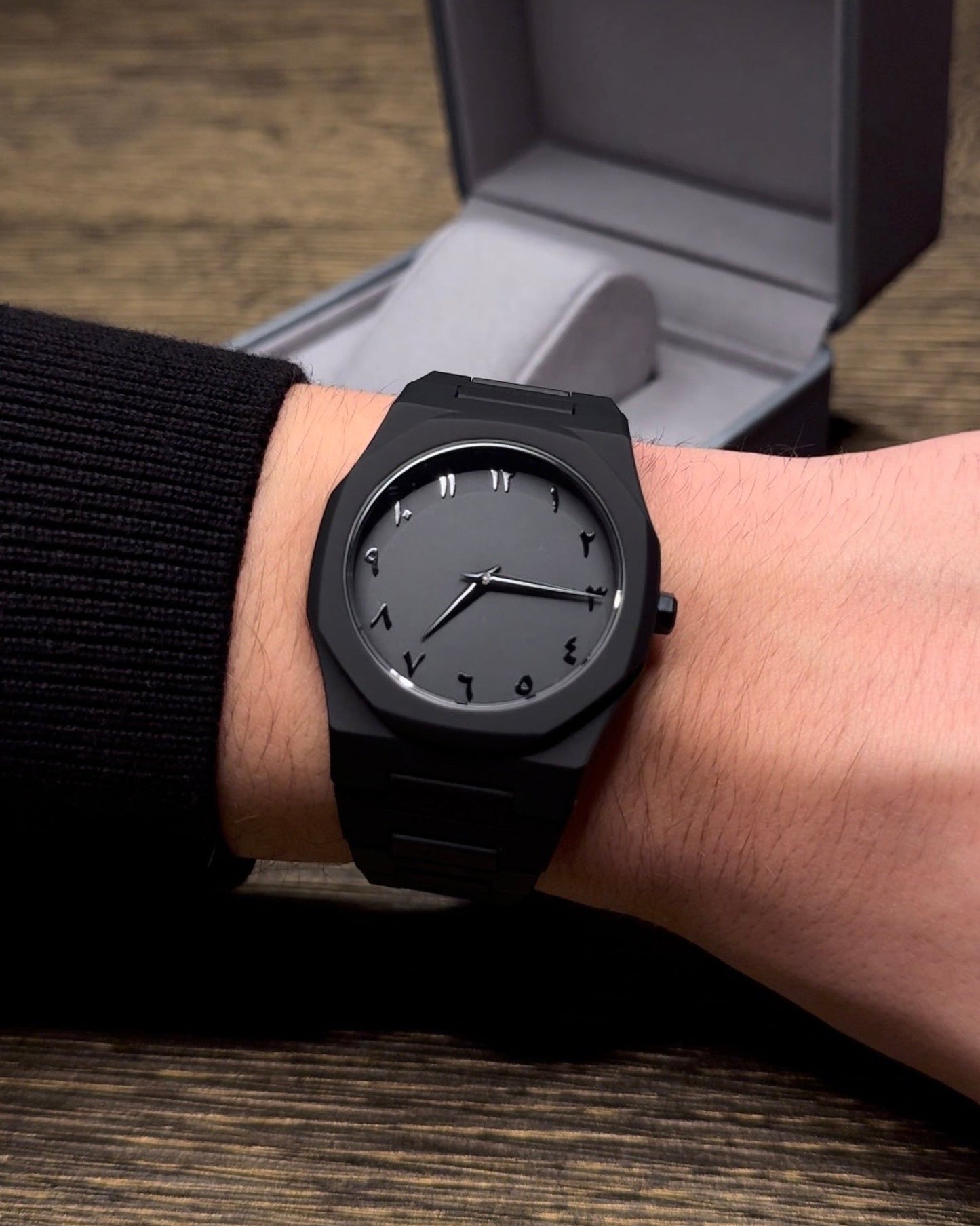 Arabic Aura Watch (Top Tier)